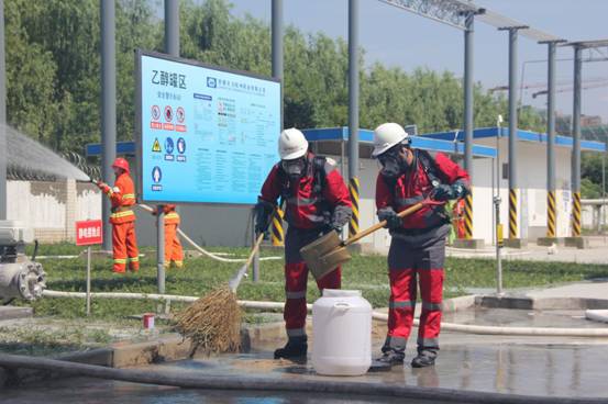 F:\沈国\安全标准化\10、事故与应急\2018\2018.06.21消防演习\IMG_0772.JPGIMG_0772